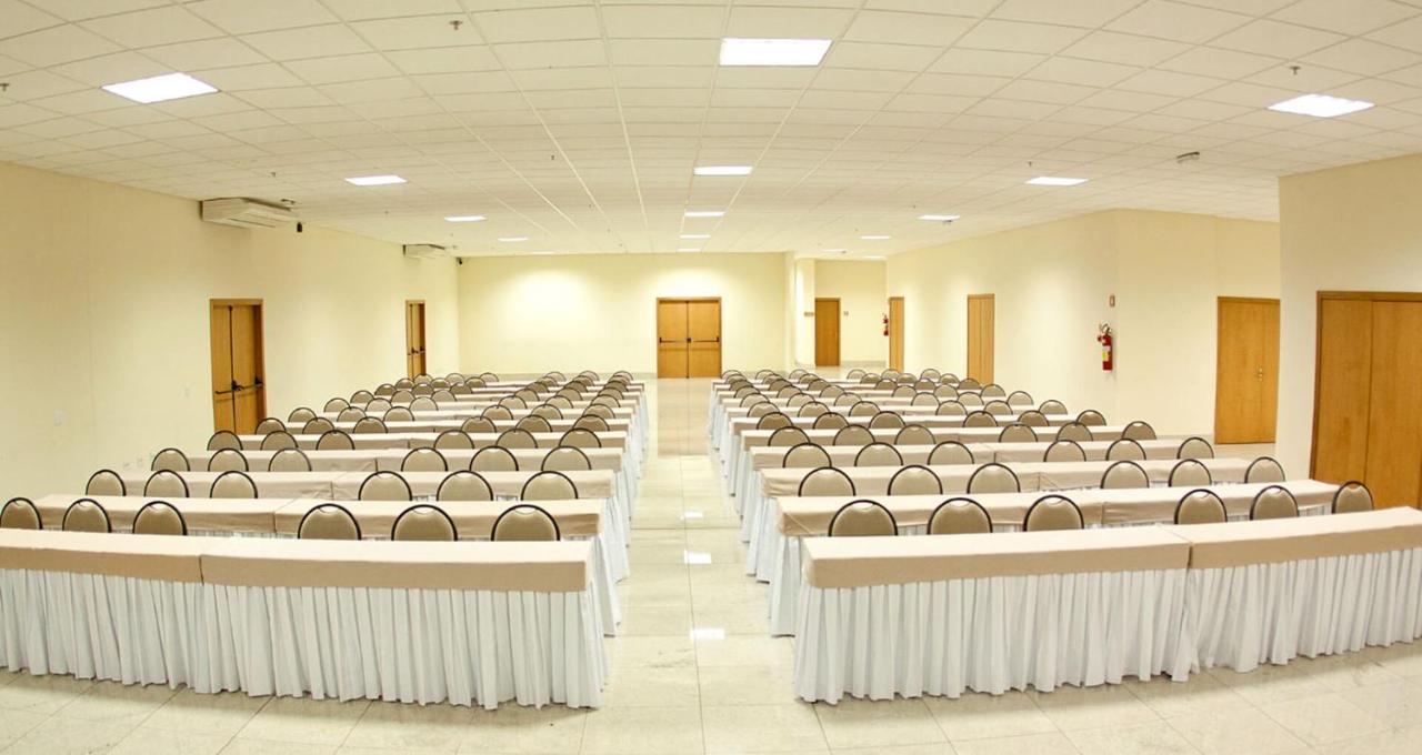 Via Caldas Suites Le Jardin Caldas Novas Ngoại thất bức ảnh